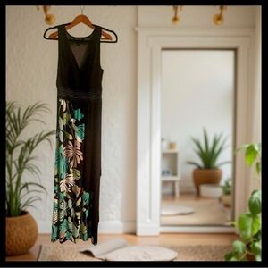 V-neck Elegant Black Floral Maxi Dress